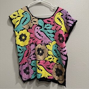 Mexican embroidered Jalapa Huipil blouse top,Oaxaca,vibrant,scoop neck,medium